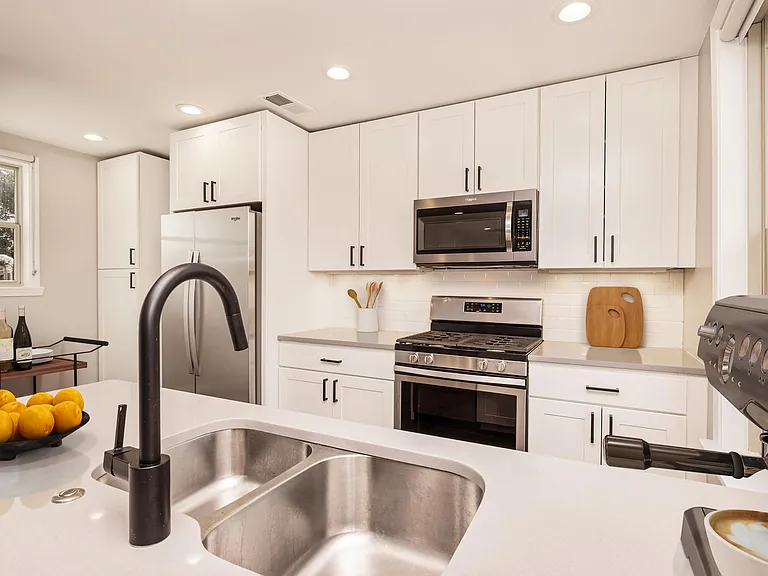 924 S 2nd St #3 — Photo 10
