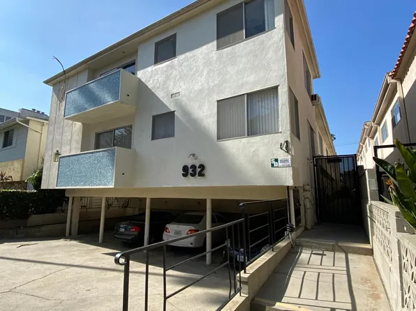 932 9th St #10, Santa Monica, CA 90403