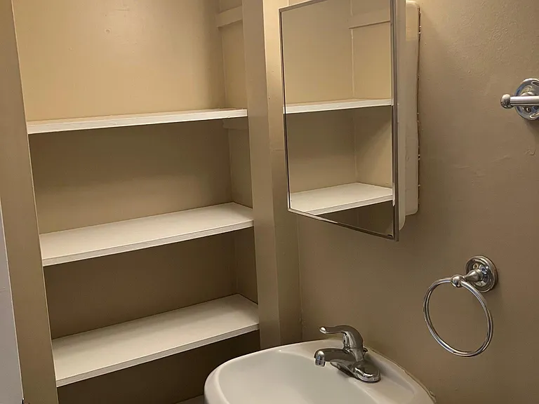 720 Ferdinand Ave SW #25 — Photo 22