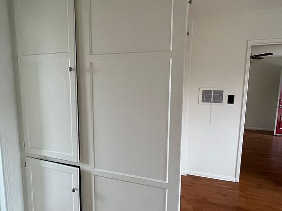 3rd image of 5644 Riverton Ave #C