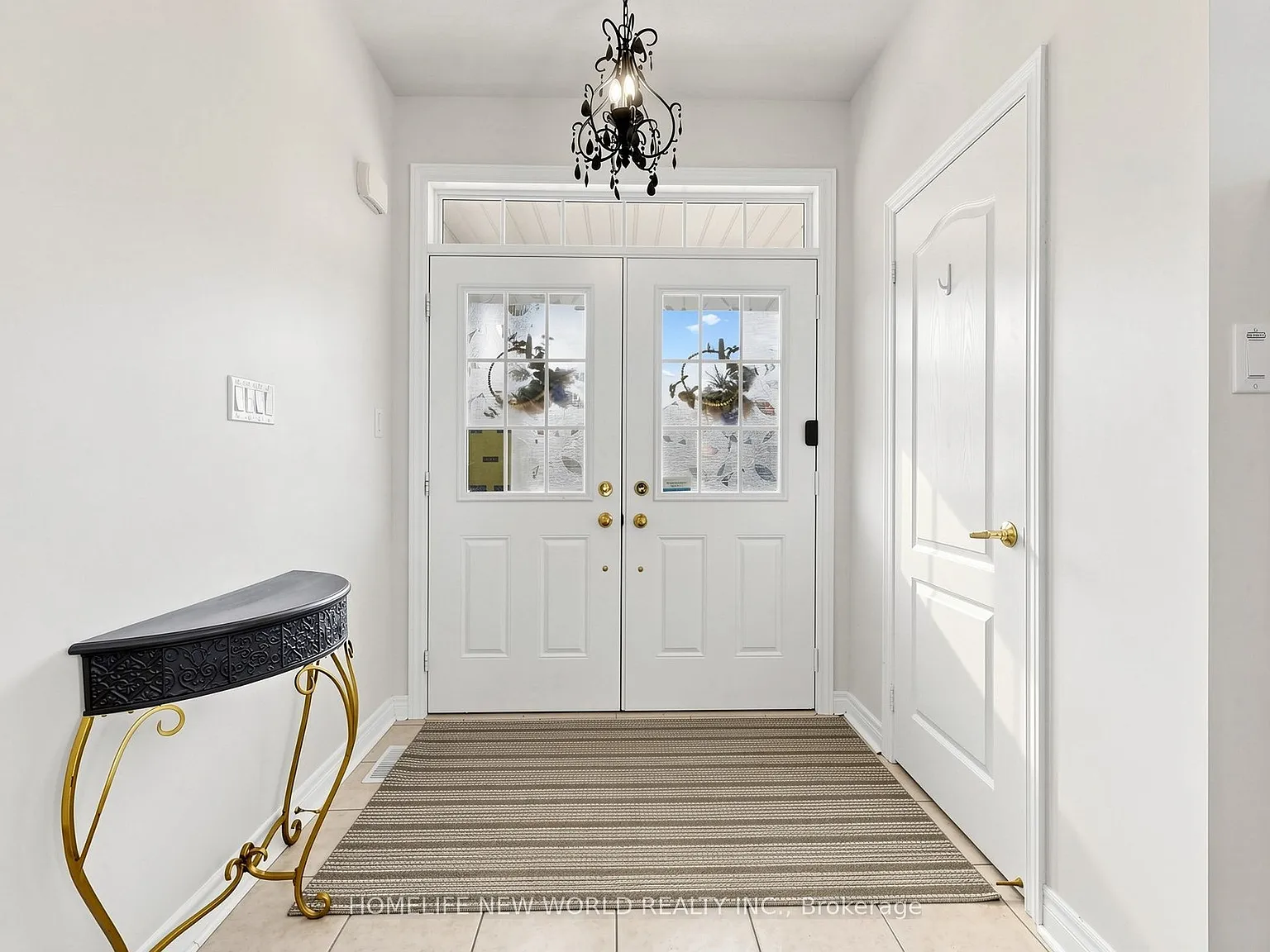 4 bed, $3,500 — Photo 2
