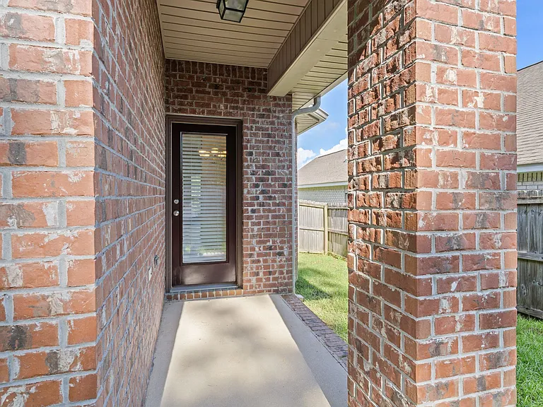 27320 Lashay Dr — Photo 6
