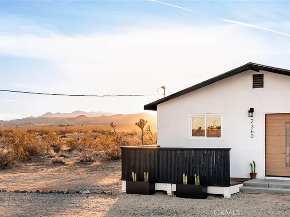 2360 Sand Dr, Landers, CA 92285