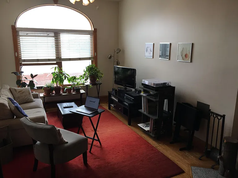 1162 W Grand Ave #3F — Photo 4