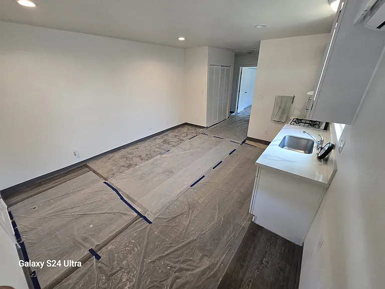 4861 La Rica Ave #B — Photo 7
