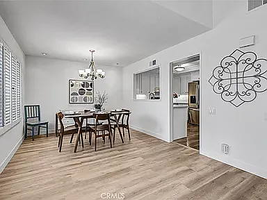 26571 Lucinda — Photo 6