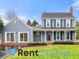 3920 Bokel Dr, Chantilly, VA 20151