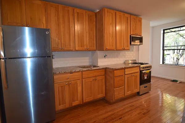 Rented by CNC-Assets | media 13