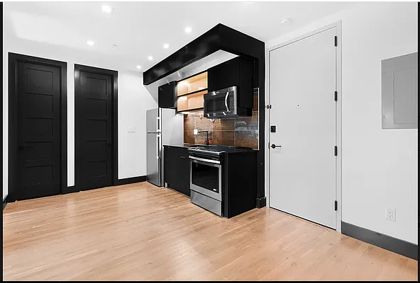 Rented by Corcoran | media 21