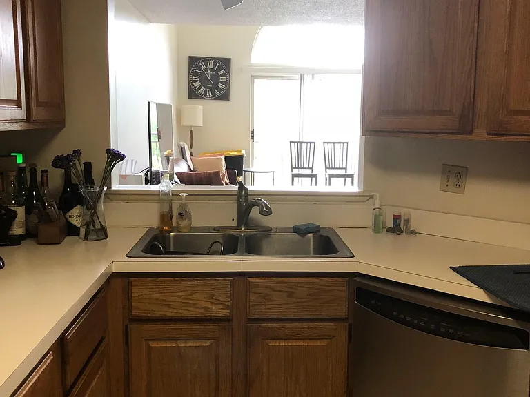 Village Ln — Photo 9