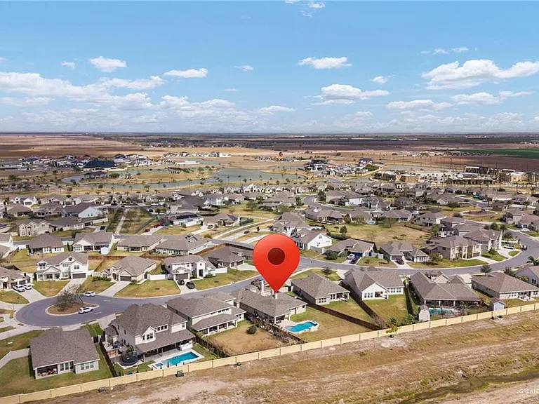 14220 Amistad Cir — Photo 26