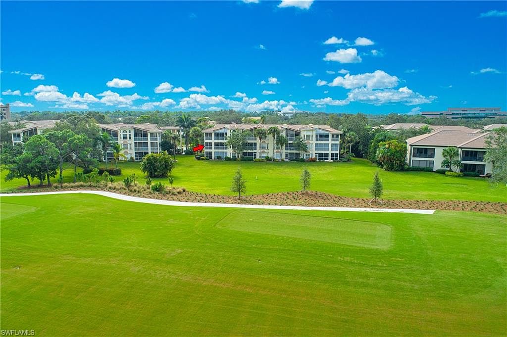 6045 Chardonnay Ln APT 204