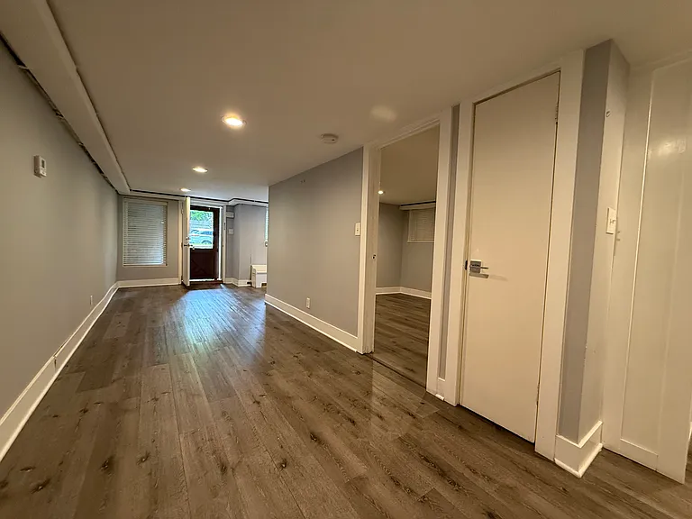 1226 Sherman Ave #1S — Photo 3