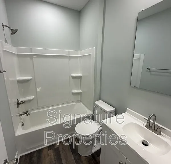 2711 Detroit St #3 — Photo 10