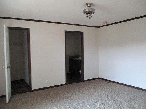 4th image of 113 Linden Blvd