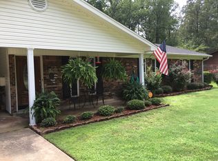 7904 N Pinewood Dr, Pine Bluff, AR 71603