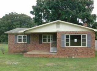 200 Glenn Dr, Spartanburg, SC 29301