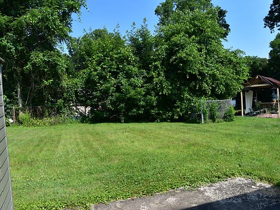 2nd image of 1074 Kevin Dr