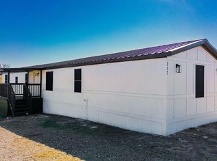 317 Balcones Blvd, Eagle Pass, TX 78852