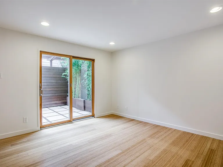3945 Buena Vista St #C — Photo 7