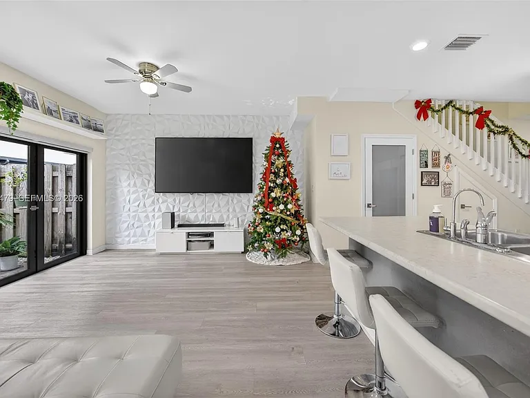 11527 SW 248th Ln — Photo 12