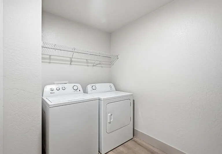 1816 N 15th St #202 — Photo 15
