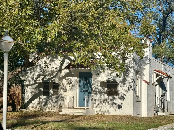 530 N GETTY ST, Uvalde, TX 78801