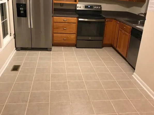 398 Valiant Cir Unit 398, Glen Burnie, MD 21061