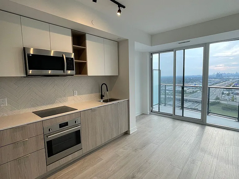 36 Zorra St #2202 — Photo 3