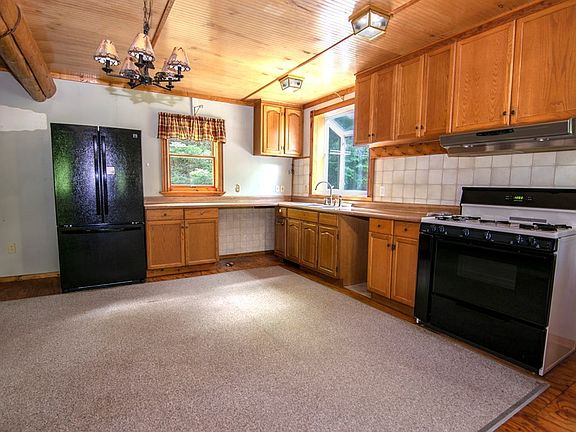 2nd image of 110 Boulderwood Way