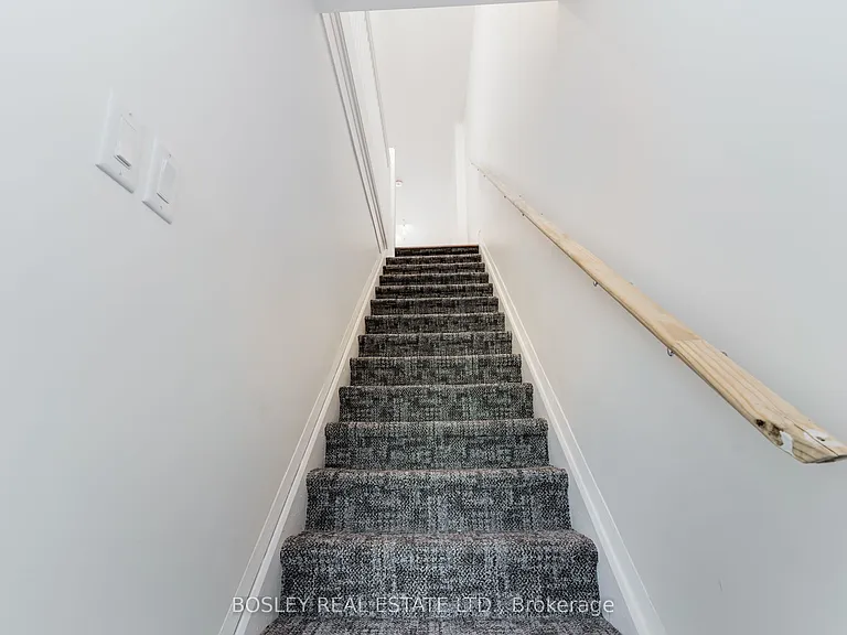 210 Westmount Ave #1 — Photo 45