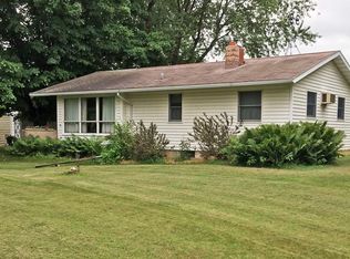 52 State St, Kenyon, MN 55946