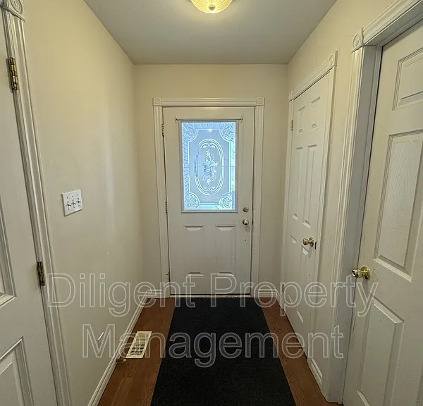 157 Milroy Dr #PROPERTY — Photo 6