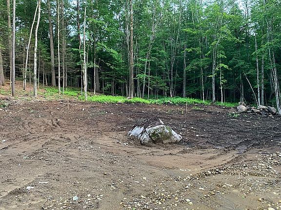 3rd image of 109 Overlook Dr