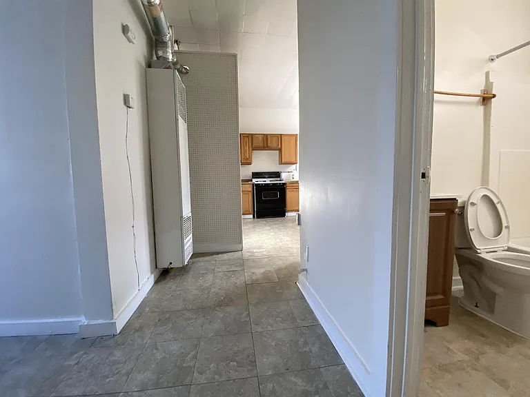 4351 S Honore St #2-F — Photo 9