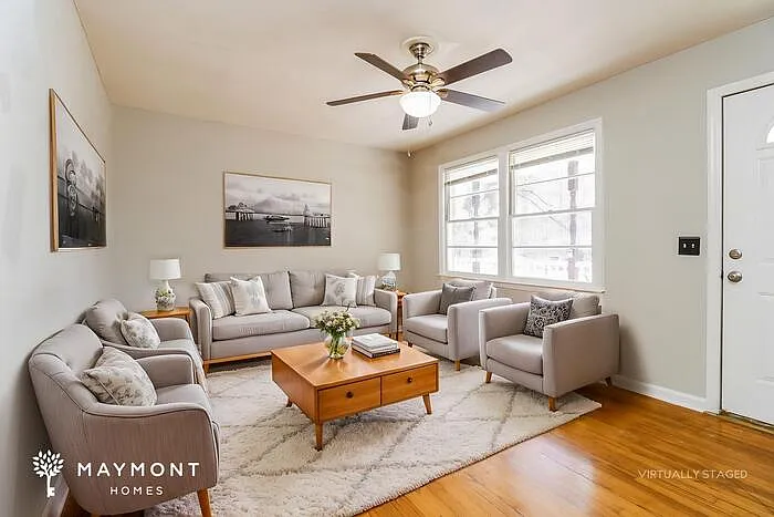 4248 Donavan Dr — Photo 4