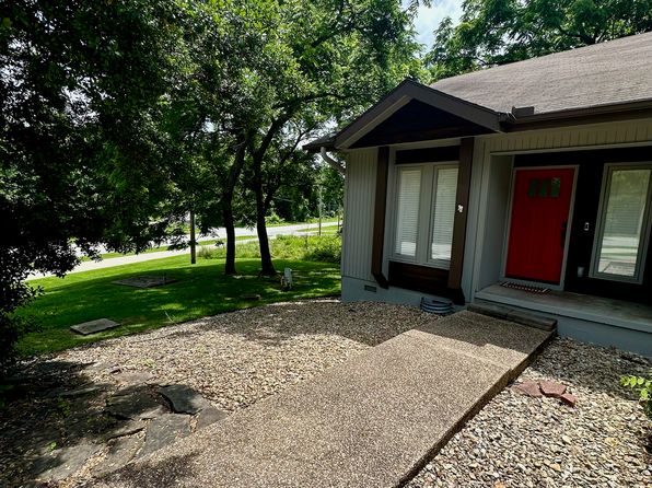 1 Everette Ln