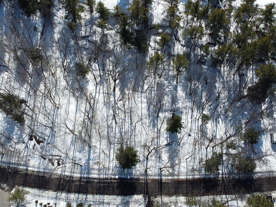 1st image of 42 Ridgeway Dr