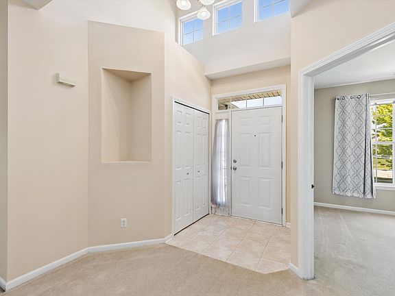 2nd image of 1068 Rockwell Ln
