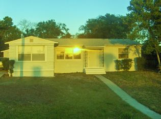 393 Riverside Dr, Ormond Beach, FL 32176