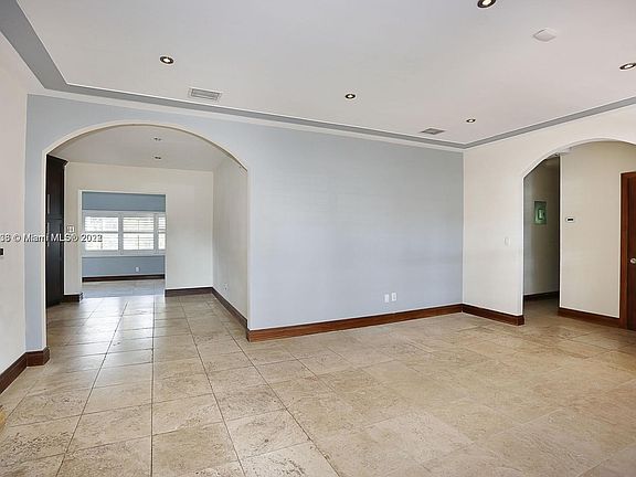 5th image of 1545 Baracoa Ave