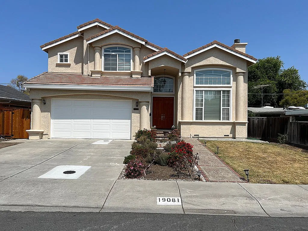19081 Barnhart Ave photo 1