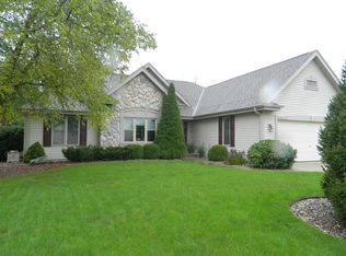 N103W17612 Whitetail Run, Germantown, WI 53022