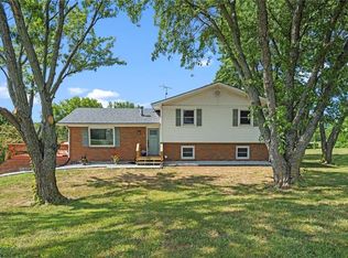 1723 N 600th Rd, Baldwin City, KS 66006