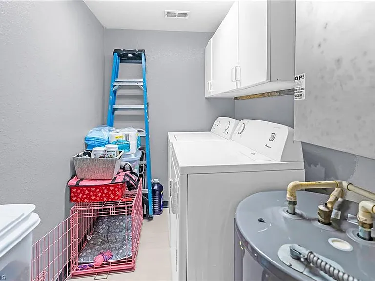 8274 Key Royal Cir #1033 — Photo 14