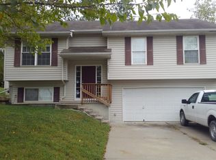 6505 NE 54th St, Kansas City, MO 64119