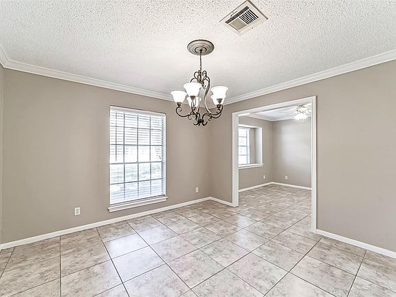 4th image of 8906 Landwood Drive