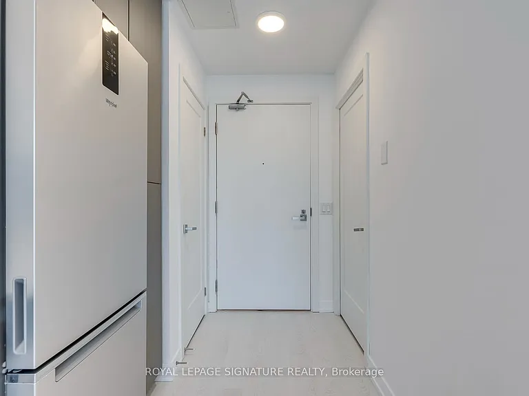 415 Main St W #417 — Photo 2