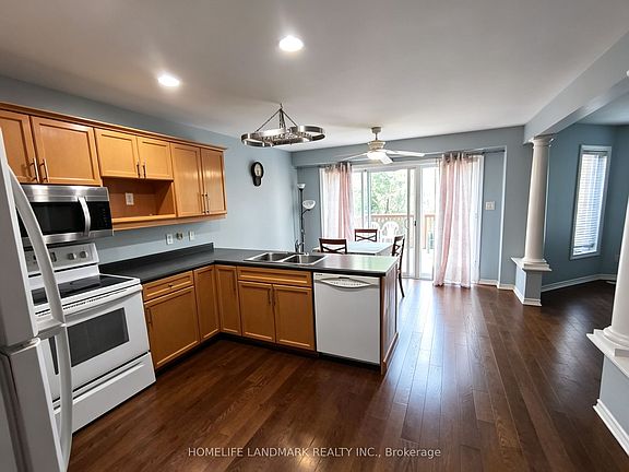 2nd image of 855 Sandcherry St