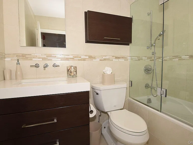 360 Shore Rd #5E — Photo 17